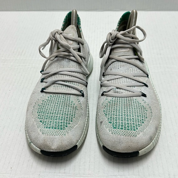 Nike Size 7.5 - Picture 4 of 6